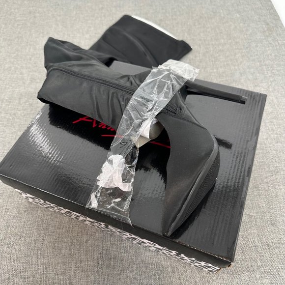 Anne Michelle Womens Over The Knee‎ Boots Size 6 Black Stiletto Pointy Toe Satin - Picture 3 of 11